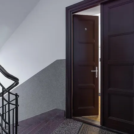 Unique Rzeszowska In Kazimierz By Renters
